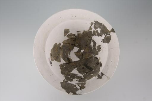 新石器时代屈家岭文化折腹镂孔高圈足灰黑陶豆