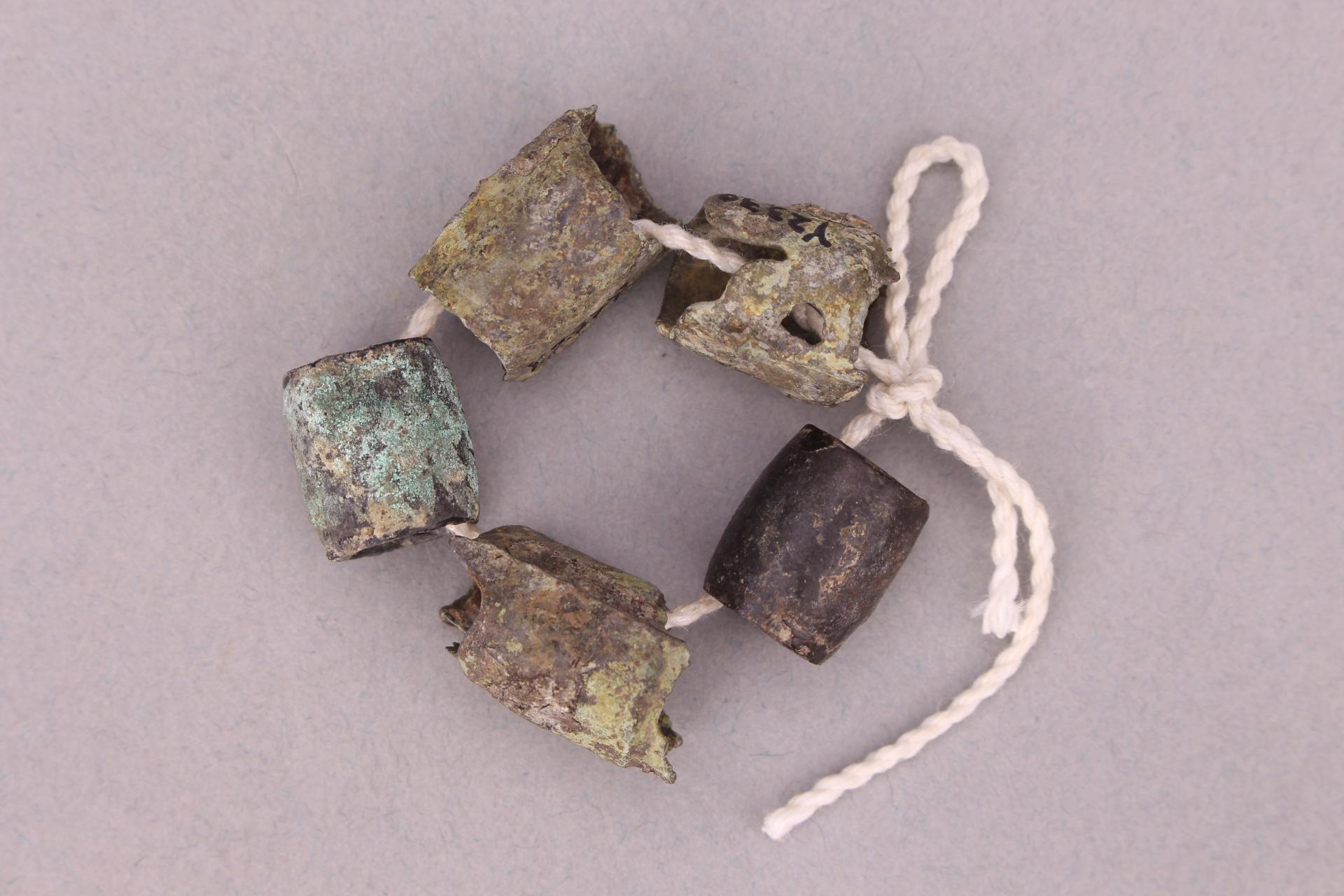 战国时期圆形马头饰