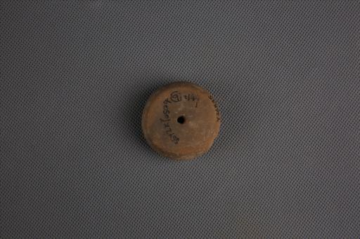 新石器时代屈家岭文化算珠形中穿夹砂黄褐陶纺轮