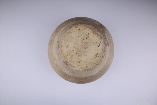 六朝鼓腹鸡首四系青釉瓷罐