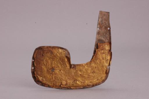 春秋时代烟斗形包金箔锡饰片