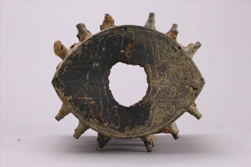 西周晚期雷纹铜甬钟