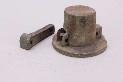 战国时期多棱形铜车軎