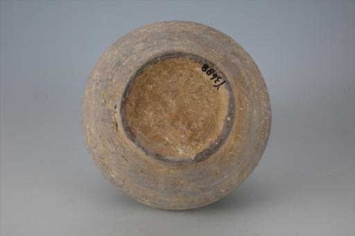 南朝侈口双耳凹弦纹灰陶壶