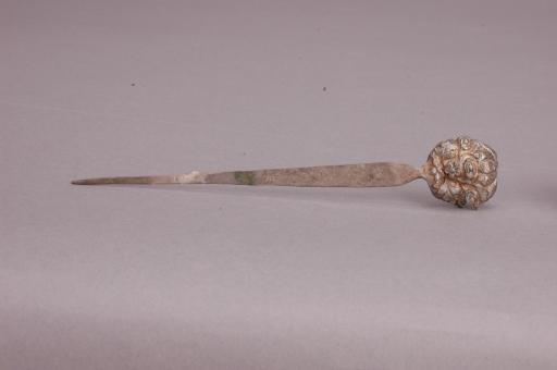 元菊花式银簪