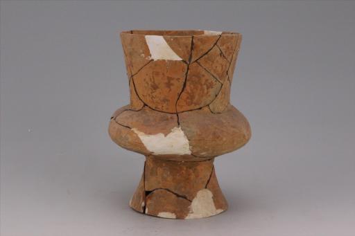 新石器时代大溪文化侈口曲腹高圈足泥质红陶杯