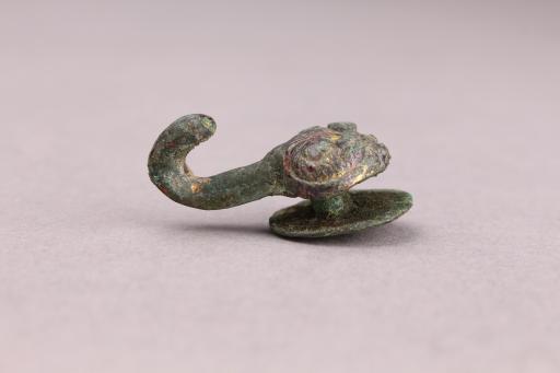 西汉兽面纹铜带钩