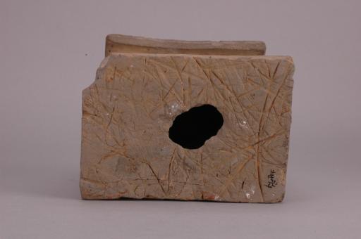 明硬山式高脊陶屋