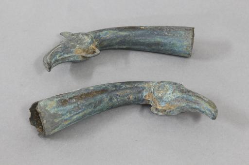 战国时期凤首铜构件