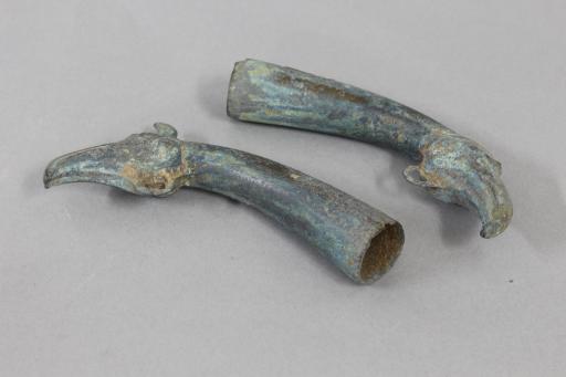 战国时期凤首铜构件