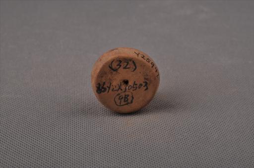 新石器时代屈家岭文化算珠形中穿夹细砂黄褐陶纺轮