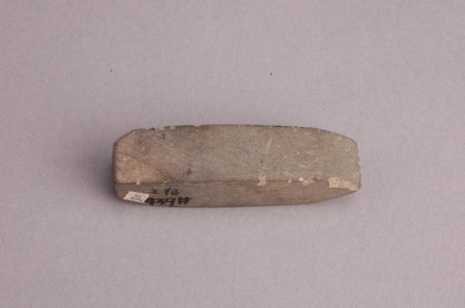 新石器时代大溪文化平顶平刃石凿