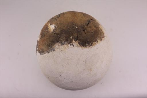 新石器时代城背溪文化敛口深直腹平底夹砂褐陶钵