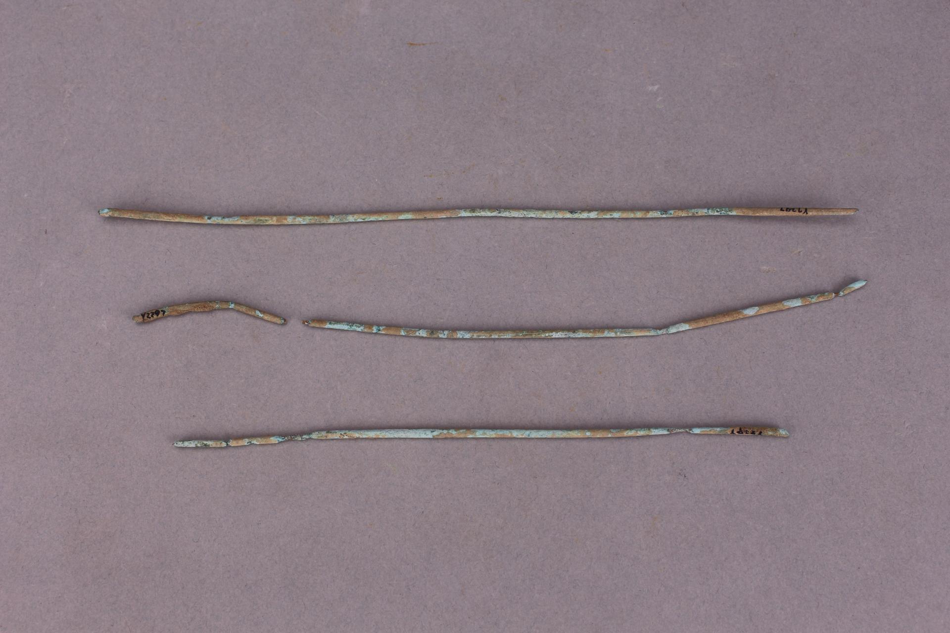 商铜簪
