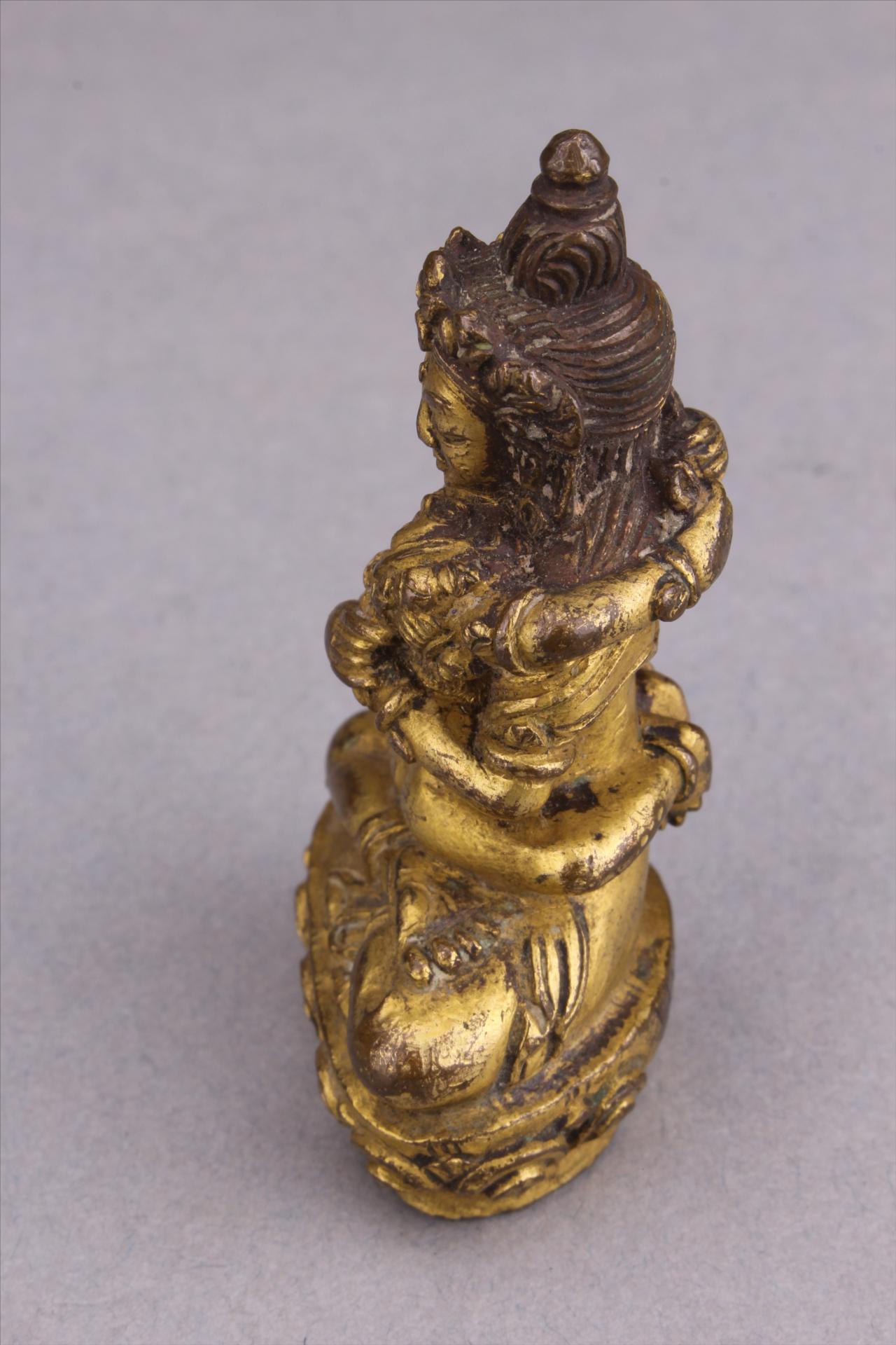 清红铜鎏金双身大持金刚像