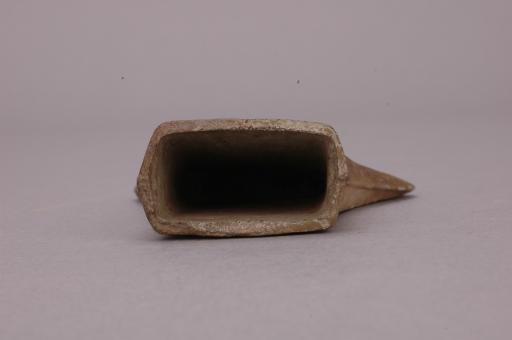 战国时代长方形銎铜斧