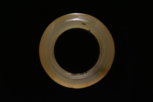战国早期米黄色玉环