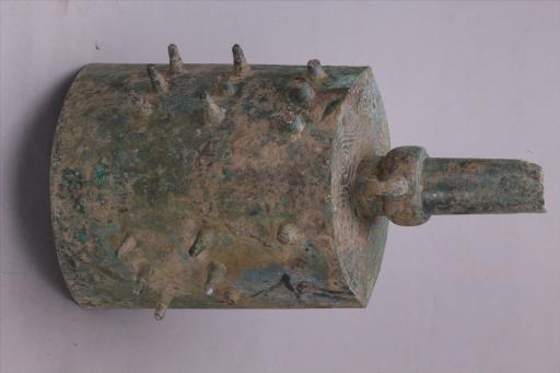 西周晚期雷纹铜甬钟