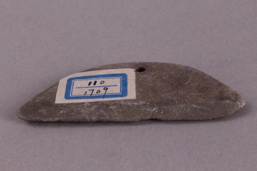 新石器时代屈家岭文化穿孔单刃石刀