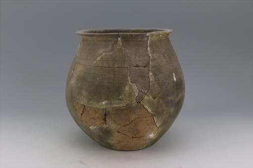 新石器时代屈家岭文化敛口深腹绳纹凹弦纹夹砂红陶罐