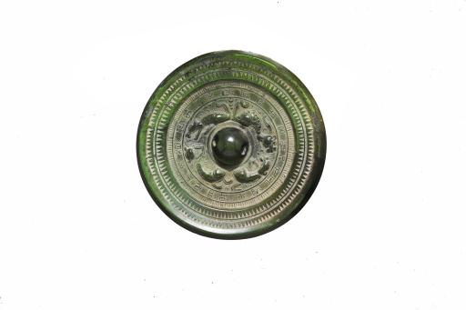 东汉圆钮神兽纹铜镜