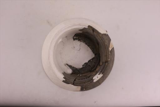 新石器时代屈家岭文化镂孔圈足黑陶盘