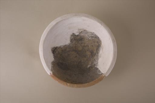 新石器时代大溪文化敞口浅盘圈足夹细砂红陶盘