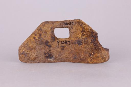 汉梯形方銎铁锄