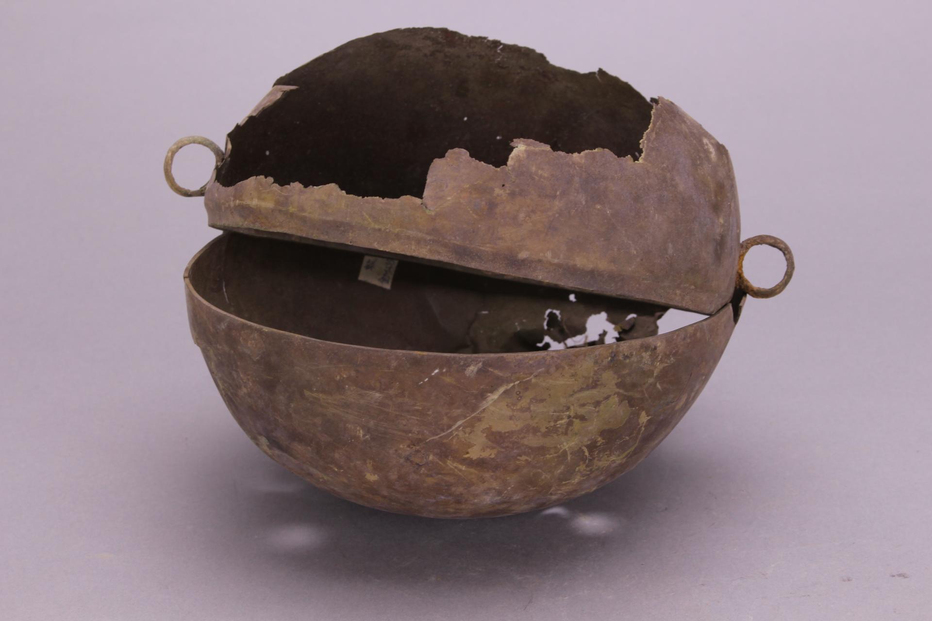 春秋晚期环耳铜敦