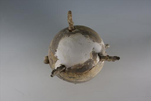 战国时期椭圆形直口环耳变异鹿状纽足彩绘泥质灰褐陶敦