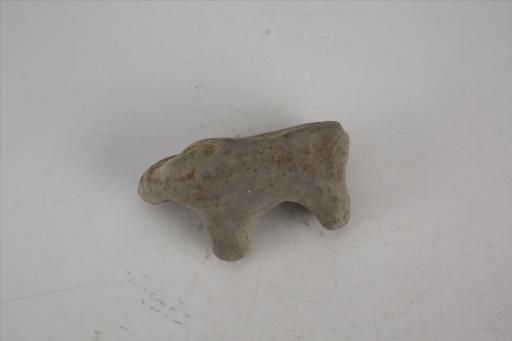 汉立式泥质灰陶猪