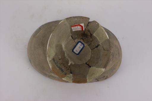 新石器时代大溪文化敞口弧腹圈足泥质灰陶碗