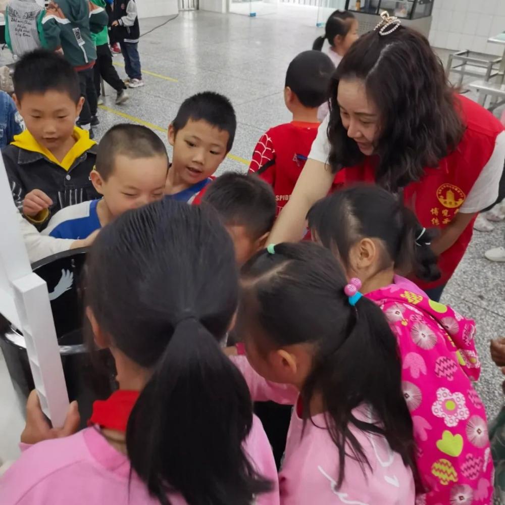 “全国科普日”宜昌博物馆、夷陵区科协联合夷陵区博物馆走进下堡坪小学