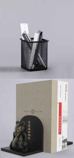 萌熊精灵书立